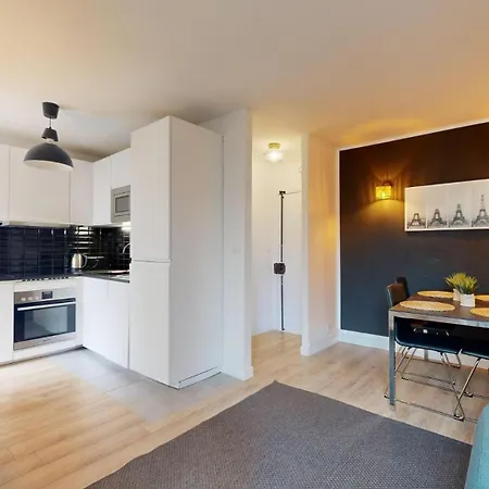 866 Lilas - Superbe Apartment