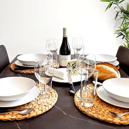 866 Lilas - Superbe Apartment